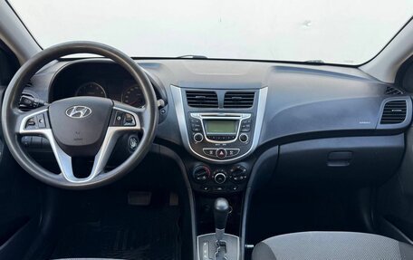Hyundai Solaris II рестайлинг, 2013 год, 950 000 рублей, 9 фотография