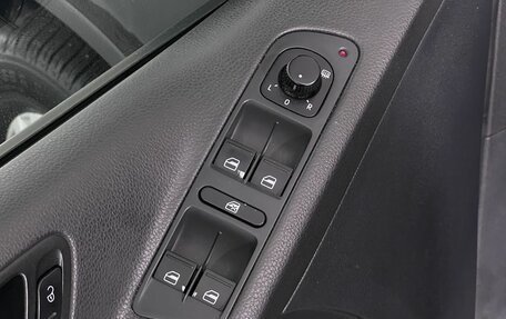 Volkswagen Tiguan I, 2011 год, 1 200 000 рублей, 16 фотография