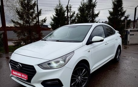 Hyundai Solaris II рестайлинг, 2018 год, 1 390 000 рублей, 1 фотография