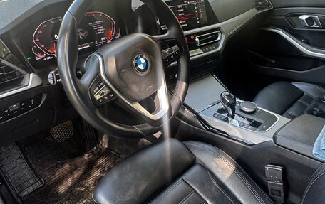 BMW 3 серия, 2019 год, 2 850 000 рублей, 11 фотография