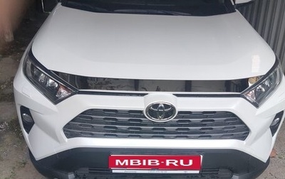 Toyota RAV4, 2021 год, 3 900 рублей, 1 фотография