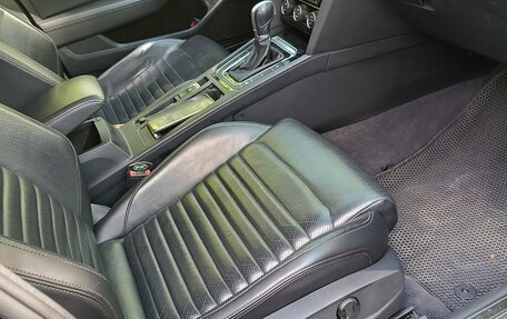 Volkswagen Passat B8 рестайлинг, 2018 год, 1 950 000 рублей, 14 фотография