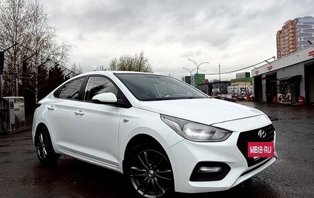 Hyundai Solaris II рестайлинг, 2018 год, 1 390 000 рублей, 3 фотография