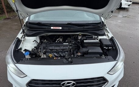 Hyundai Solaris II рестайлинг, 2018 год, 1 390 000 рублей, 11 фотография