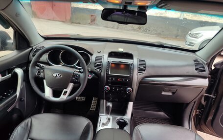 KIA Sorento II рестайлинг, 2011 год, 1 150 000 рублей, 24 фотография