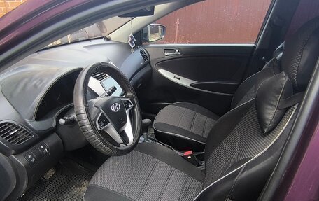 Hyundai Solaris II рестайлинг, 2012 год, 600 000 рублей, 5 фотография