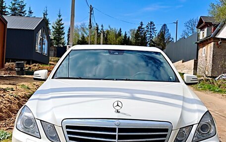 Mercedes-Benz E-Класс, 2011 год, 1 520 000 рублей, 3 фотография