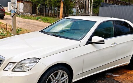 Mercedes-Benz E-Класс, 2011 год, 1 520 000 рублей, 9 фотография