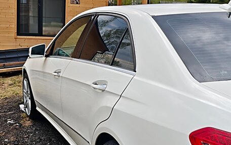 Mercedes-Benz E-Класс, 2011 год, 1 520 000 рублей, 13 фотография