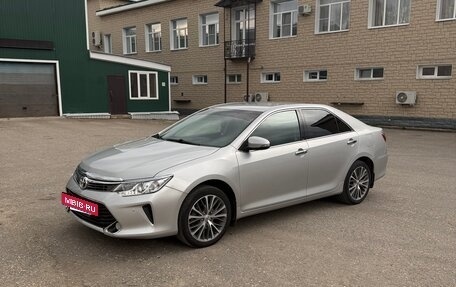 Toyota Camry, 2016 год, 2 050 000 рублей, 4 фотография