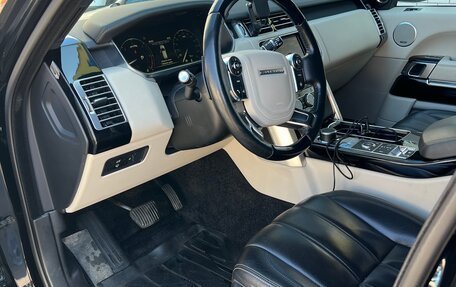 Land Rover Range Rover IV рестайлинг, 2015 год, 3 800 000 рублей, 10 фотография