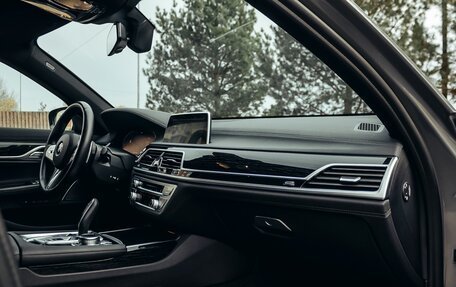 BMW 7 серия, 2021 год, 5 700 000 рублей, 3 фотография