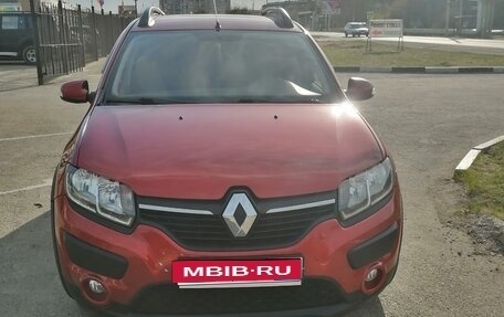 Renault Sandero II рестайлинг, 2016 год, 960 000 рублей, 1 фотография