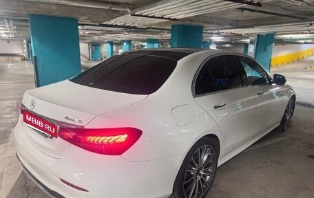 Mercedes-Benz E-Класс, 2021 год, 6 300 000 рублей, 2 фотография