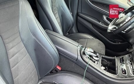 Mercedes-Benz E-Класс, 2019 год, 3 190 000 рублей, 9 фотография