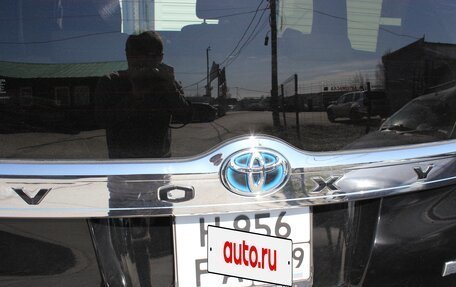 Toyota Voxy III, 2018 год, 2 460 000 рублей, 37 фотография