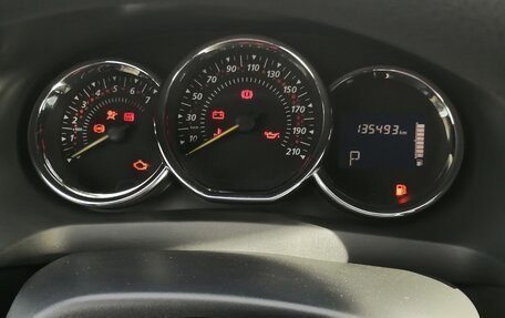 Renault Sandero II рестайлинг, 2016 год, 960 000 рублей, 11 фотография