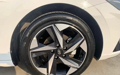 Hyundai Elantra, 2022 год, 1 320 000 рублей, 15 фотография