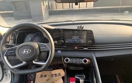 Hyundai Elantra, 2022 год, 1 320 000 рублей, 13 фотография