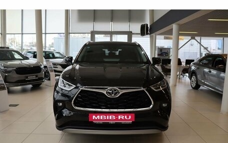 Toyota Highlander, 2026 год, 5 800 000 рублей, 2 фотография