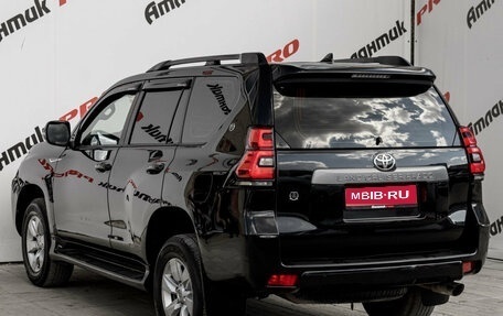 Toyota Land Cruiser Prado 150 рестайлинг 2, 2017 год, 4 350 000 рублей, 5 фотография