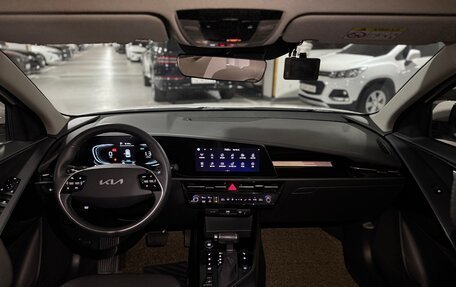 KIA Niro, 2022 год, 2 100 000 рублей, 13 фотография