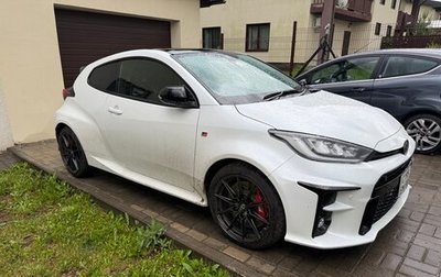 Toyota Yaris, 2024 год, 3 500 000 рублей, 1 фотография
