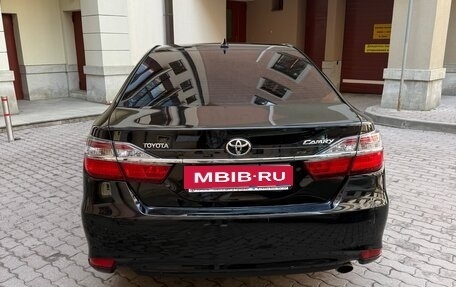 Toyota Camry, 2016 год, 2 700 000 рублей, 2 фотография