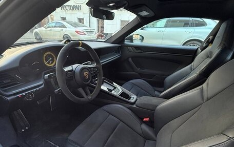 Porsche 911, 2023 год, 19 850 000 рублей, 13 фотография