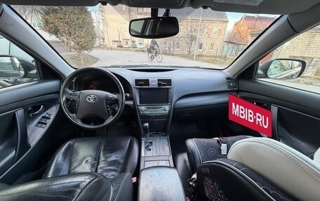 Toyota Camry, 2006 год, 1 100 000 рублей, 8 фотография