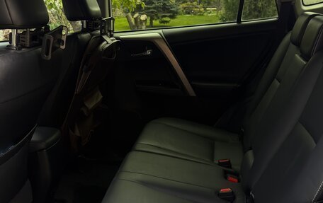 Toyota RAV4, 2016 год, 2 800 000 рублей, 12 фотография