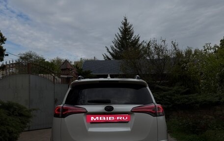 Toyota RAV4, 2016 год, 2 800 000 рублей, 5 фотография