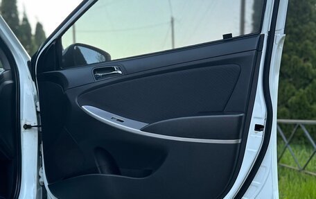 Hyundai Solaris II рестайлинг, 2011 год, 740 000 рублей, 8 фотография