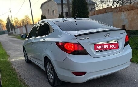 Hyundai Solaris II рестайлинг, 2011 год, 740 000 рублей, 6 фотография