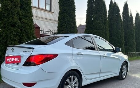 Hyundai Solaris II рестайлинг, 2011 год, 740 000 рублей, 4 фотография