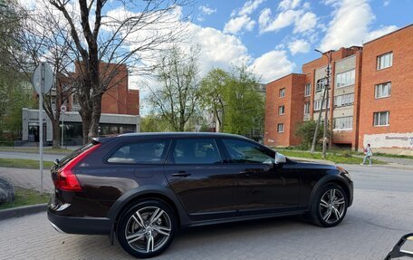 Volvo V90 Cross Country I рестайлинг, 2017 год, 2 799 000 рублей, 7 фотография