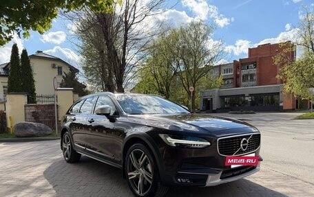 Volvo V90 Cross Country I рестайлинг, 2017 год, 2 799 000 рублей, 11 фотография