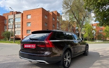 Volvo V90 Cross Country I рестайлинг, 2017 год, 2 799 000 рублей, 13 фотография