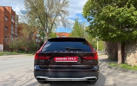 Volvo V90 Cross Country I рестайлинг, 2017 год, 2 799 000 рублей, 14 фотография