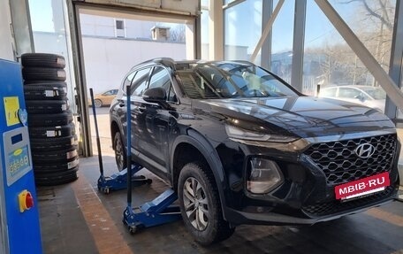 Hyundai Santa Fe IV, 2019 год, 2 750 000 рублей, 4 фотография
