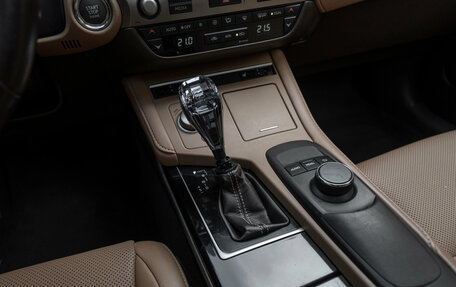 Lexus ES VII, 2017 год, 2 245 000 рублей, 15 фотография
