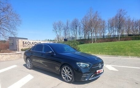 Mercedes-Benz E-Класс, 2022 год, 5 950 000 рублей, 5 фотография