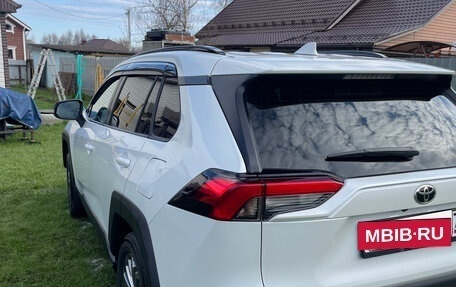 Toyota RAV4, 2024 год, 4 200 000 рублей, 6 фотография