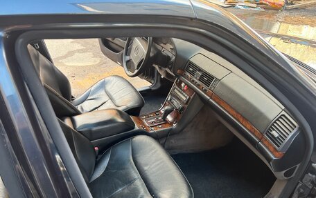 Mercedes-Benz S-Класс, 1996 год, 1 200 000 рублей, 31 фотография