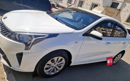 KIA Rio IV, 2020 год, 1 750 000 рублей, 3 фотография