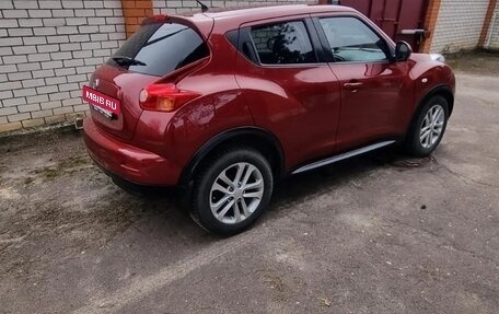 Nissan Juke II, 2011 год, 860 000 рублей, 7 фотография