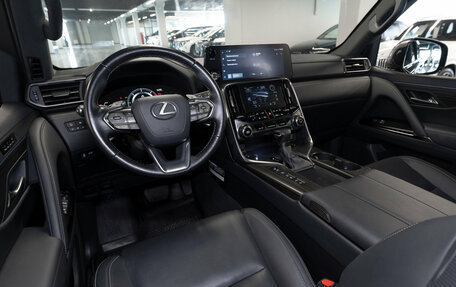 Lexus LX, 2024 год, 15 000 000 рублей, 7 фотография