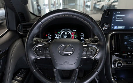 Lexus LX, 2024 год, 15 000 000 рублей, 11 фотография