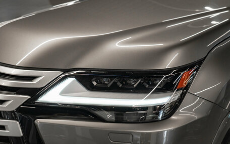 Lexus LX, 2024 год, 15 000 000 рублей, 30 фотография