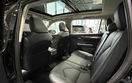 Toyota Highlander, 2026 год, 5 495 000 рублей, 17 фотография